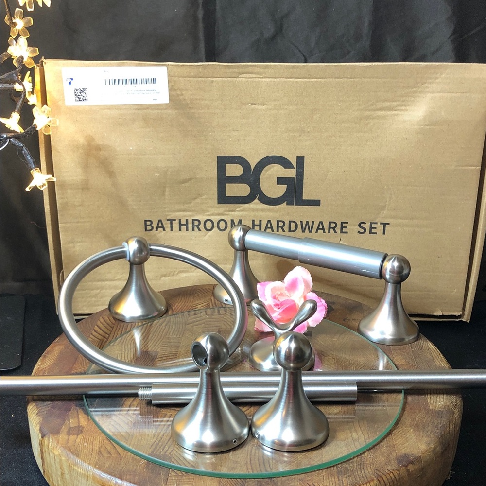 BGL Satin Silver Bathroom Accessory Set